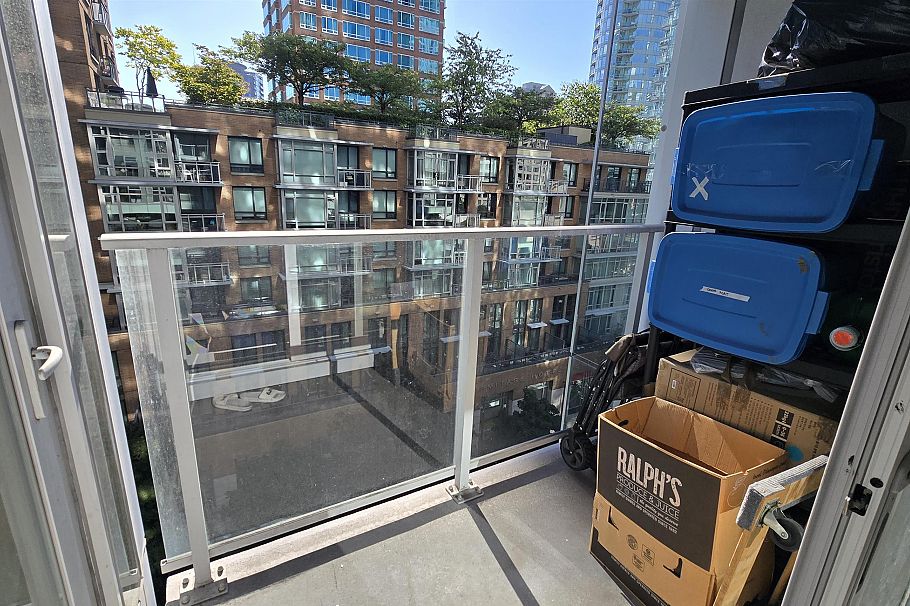 809 777 Richards Street Vancouver, BC - 15