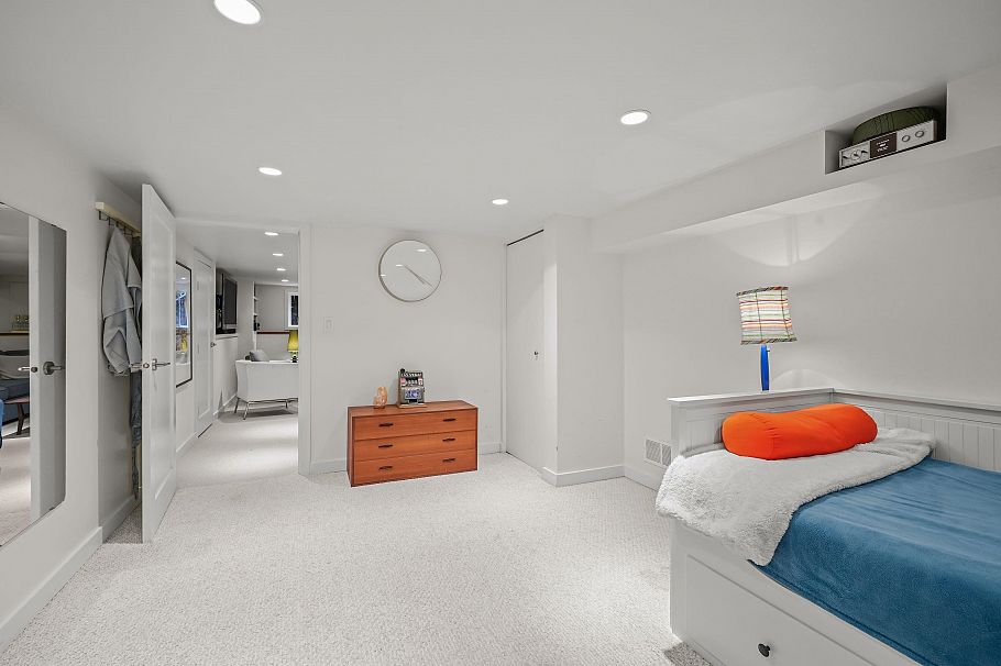 1556 Kamloops Street Vancouver, BC - 29