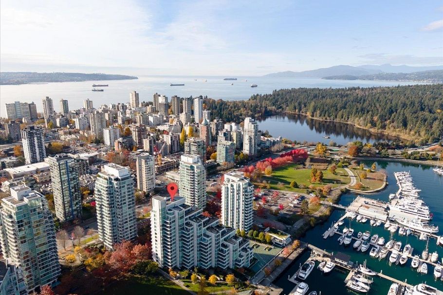 205 1717 Bayshore Drive Vancouver, BC - 4