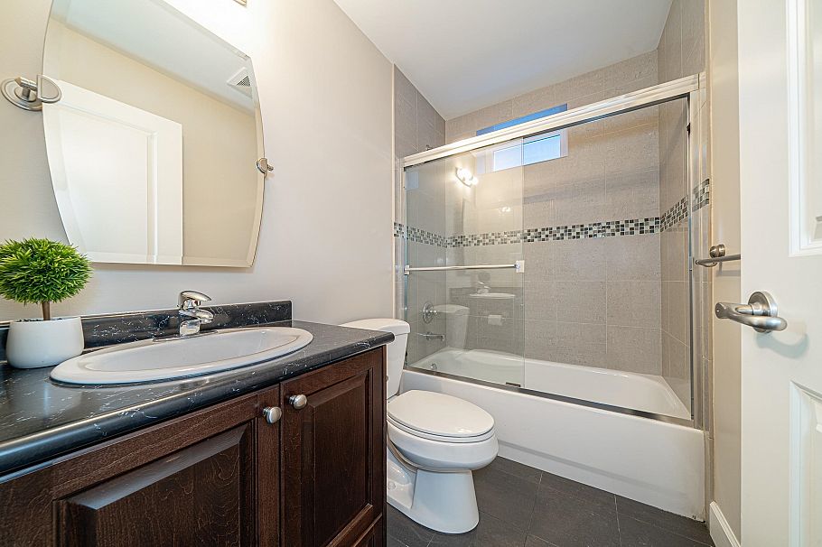 4633 W 7th Avenue Vancouver, BC - 15