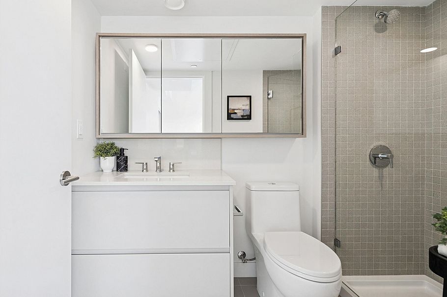 211 1008 W 47th Avenue Vancouver, BC - 11