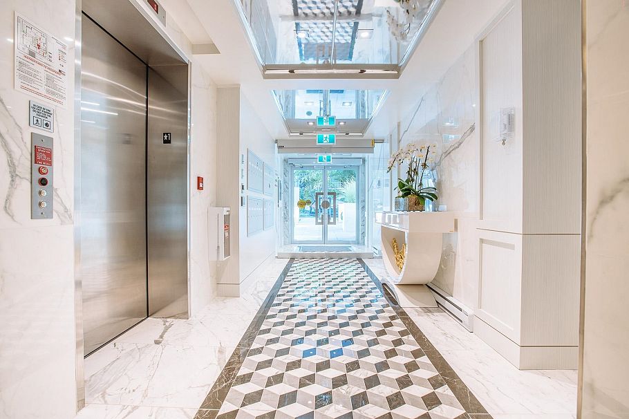 303 2239 W 7th Avenue Vancouver, BC - 2