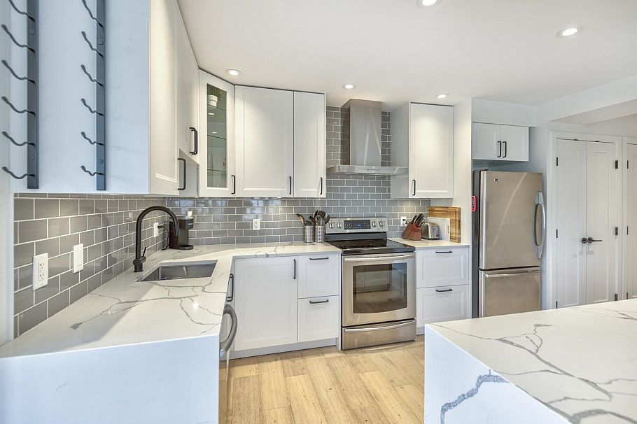 304 1665 Arbutus Street Vancouver, BC - 13