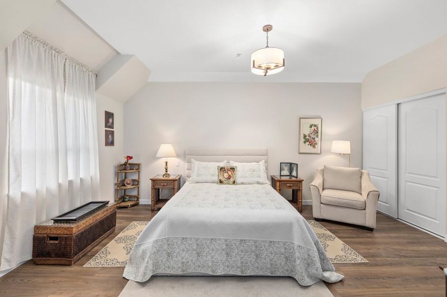 403 678 W Queens Road North Vancouver, BC - 13