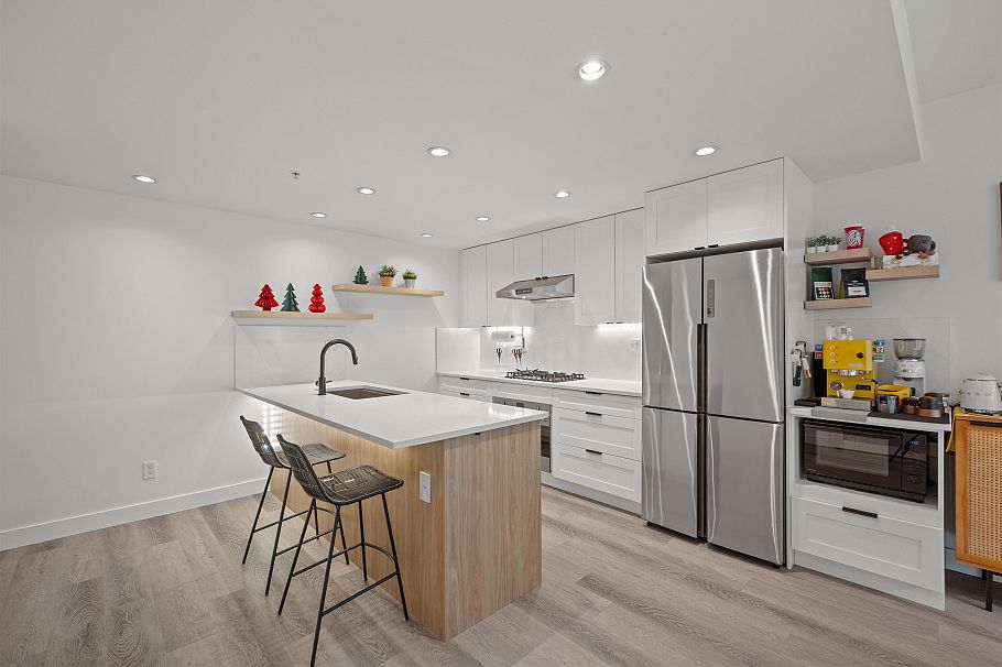 2405 Heather Street Vancouver, BC - 5