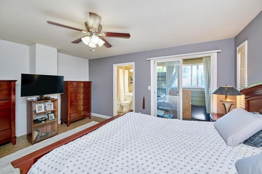 562 W Keith Road North Vancouver, BC - 19