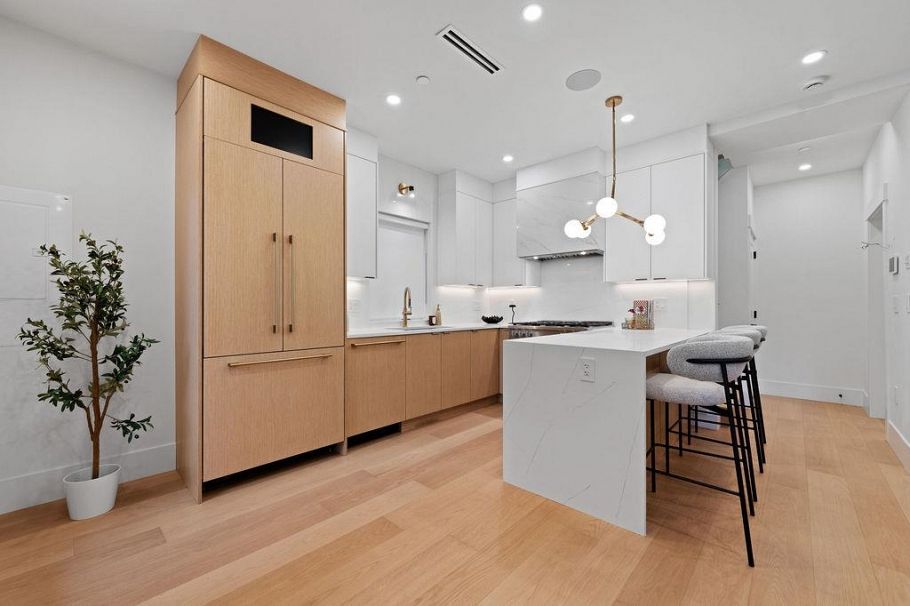 1 4549 W 11th Avenue Vancouver, BC - 6