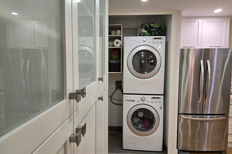 311 3905 Springtree Drive Vancouver, BC - 34