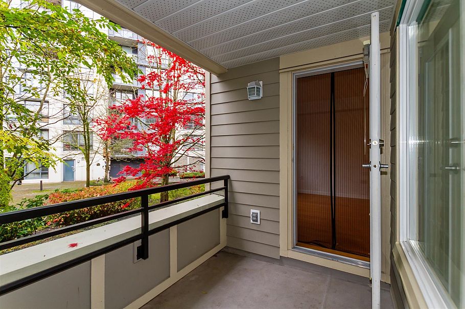 210 3575 Euclid Avenue Vancouver, BC - 17