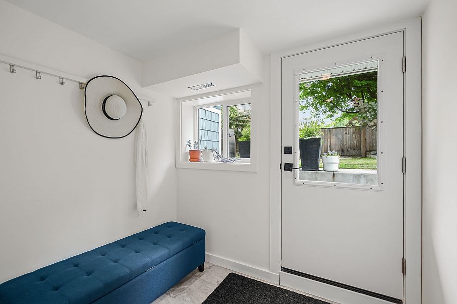 1556 Kamloops Street Vancouver, BC - 31