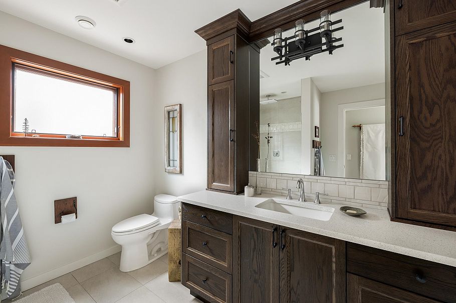 986 Tudor Avenue North Vancouver, BC - 30