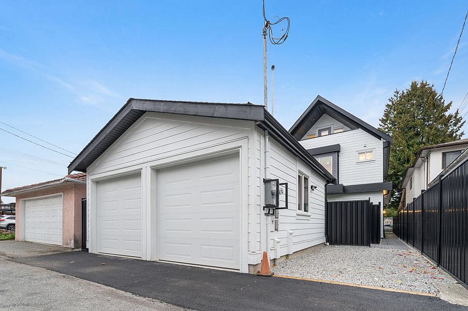 5875 Culloden Street Vancouver, BC - 22