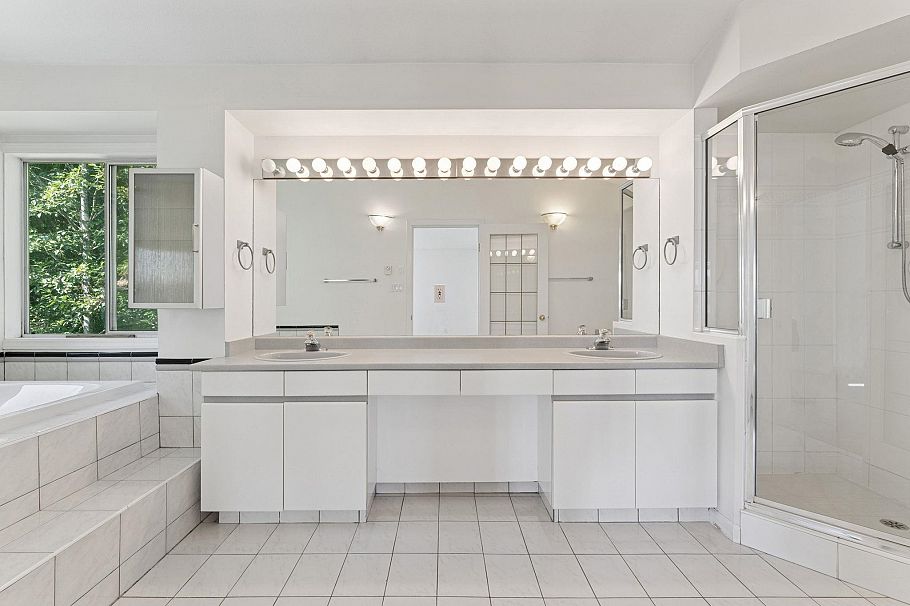 3908 Blantyre Place North Vancouver, BC - 20