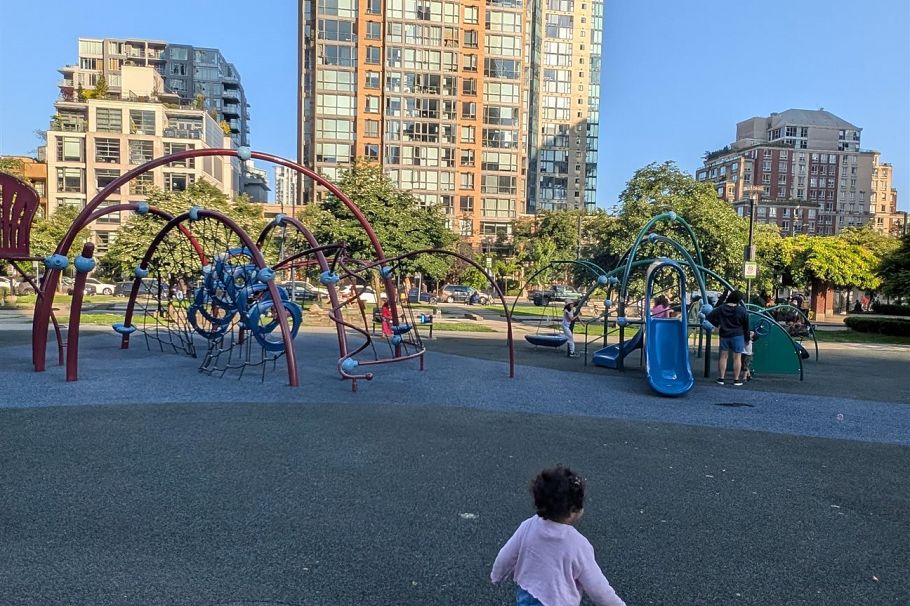 209 1188 Richards Street Vancouver, BC - 9