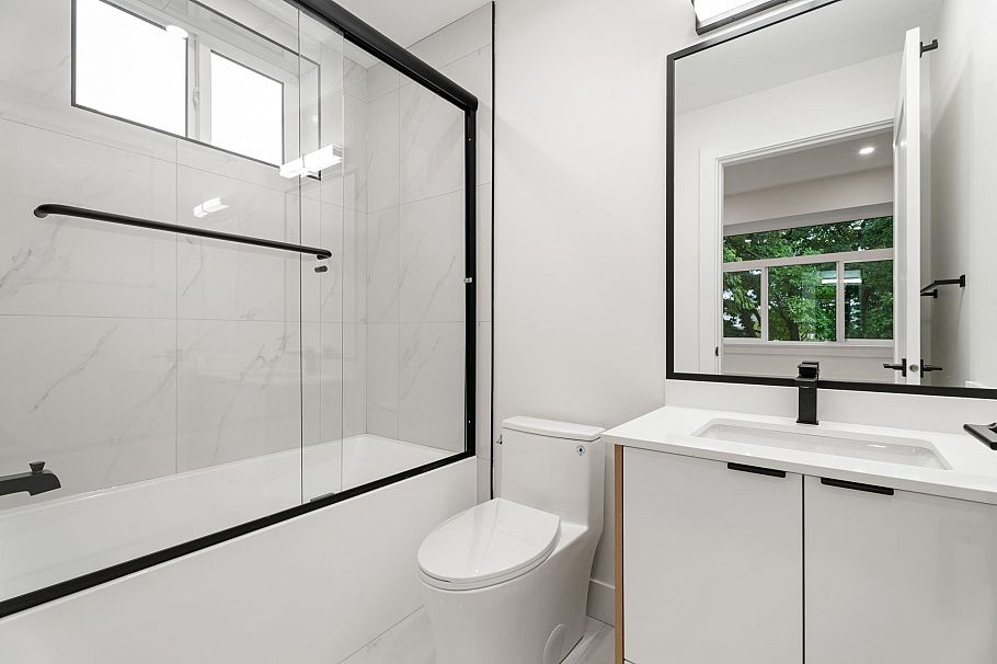 5875 Culloden Street Vancouver, BC - 12