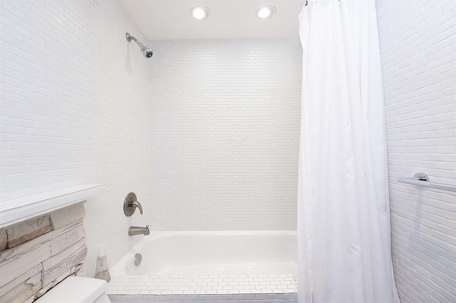 801 930 Cambie Street Vancouver, BC - 16