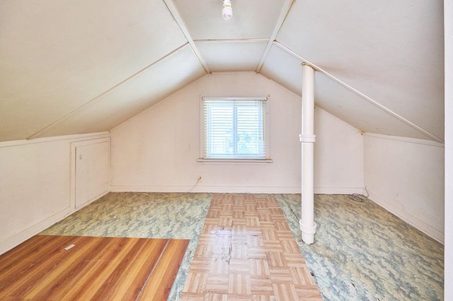 4307 Nanaimo Street Vancouver, BC - 35