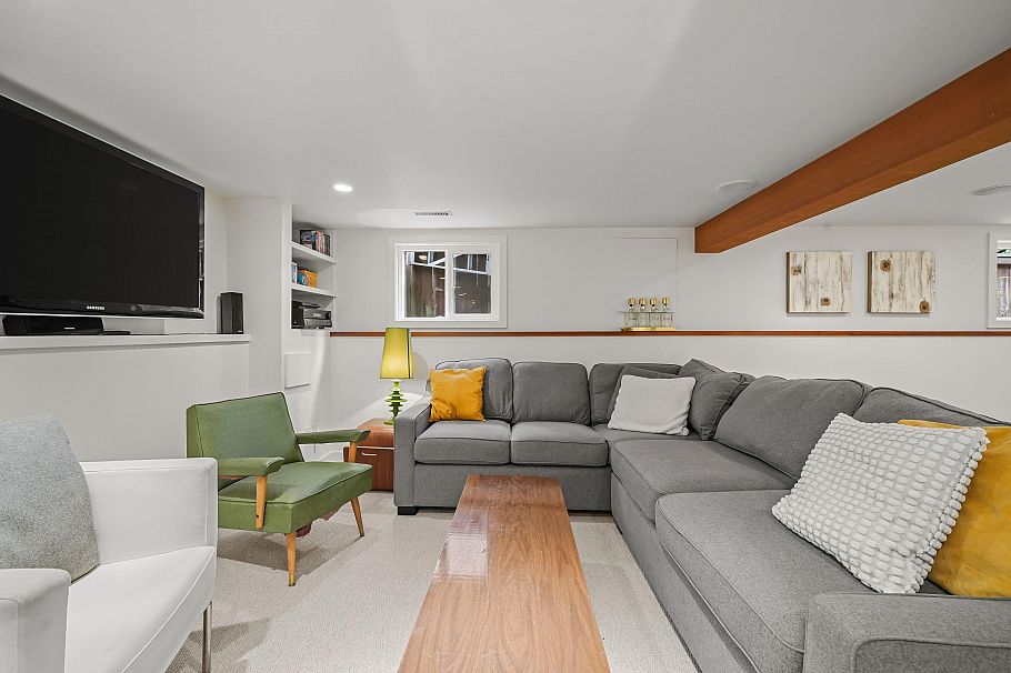 1556 Kamloops Street Vancouver, BC - 23