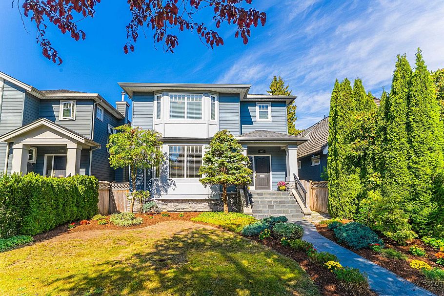 4633 W 7th Avenue Vancouver, BC - 1