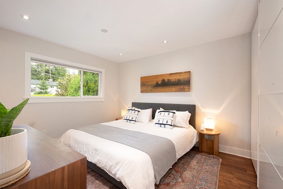 328 E 22nd Street North Vancouver, BC - 13