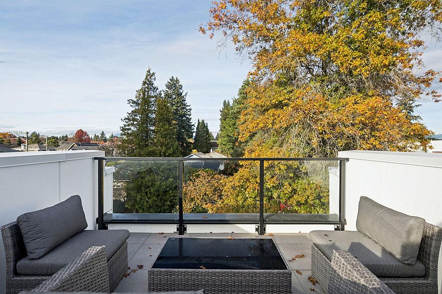 211 1008 W 47th Avenue Vancouver, BC - 18