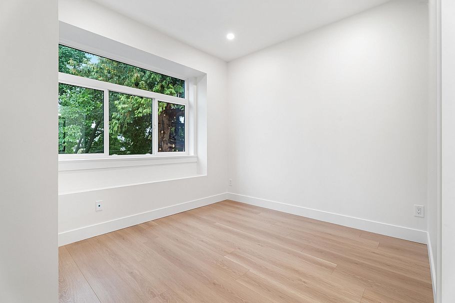 5875 Culloden Street Vancouver, BC - 11