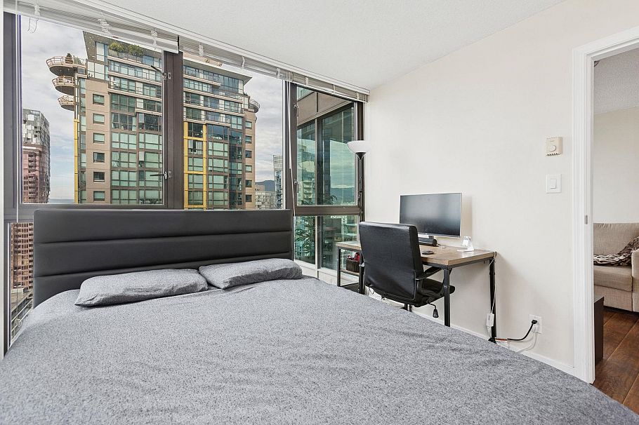 2007 1331 Alberni Street Vancouver, BC - 10