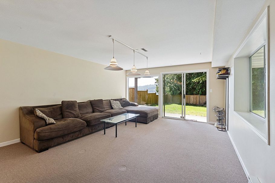 3908 Blantyre Place North Vancouver, BC - 26