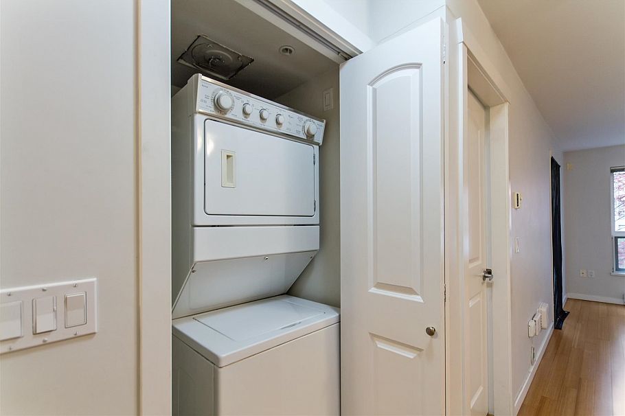 210 3575 Euclid Avenue Vancouver, BC - 16