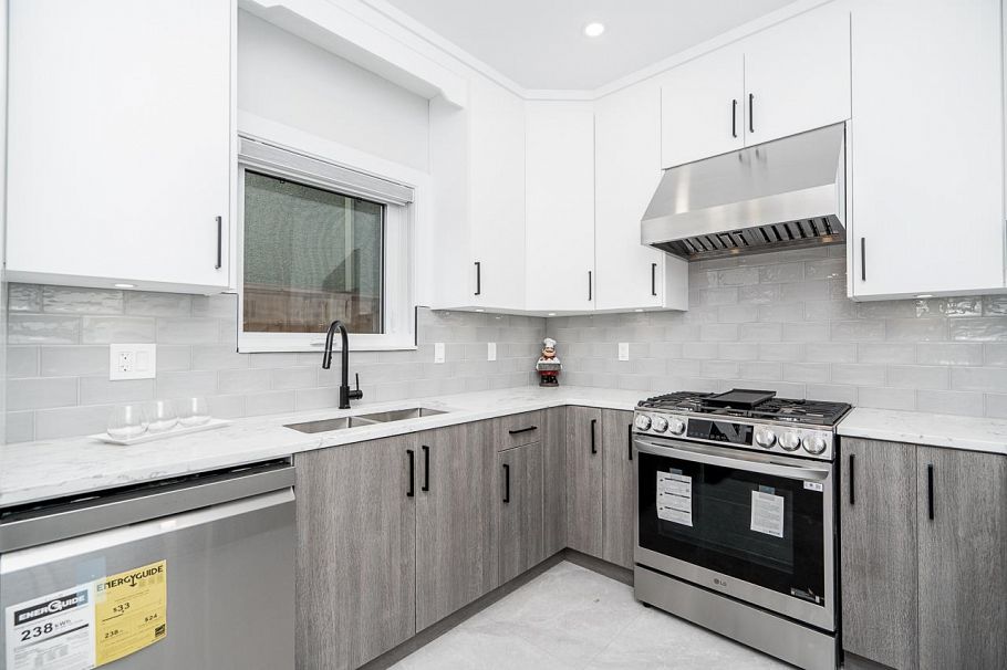 2 1905 E 36th Avenue Vancouver, BC - 11