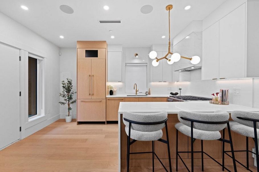 1 4549 W 11th Avenue Vancouver, BC - 7