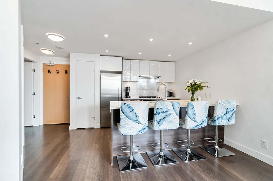 1006 3557 Sawmill Crescent Vancouver, BC - 7