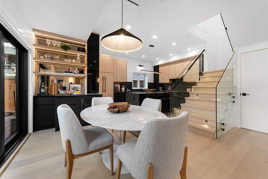 6 371 E 33rd Avenue Vancouver, BC - 4