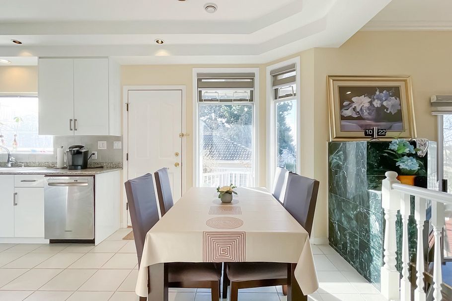 2056 Scarboro Avenue Vancouver, BC - 8