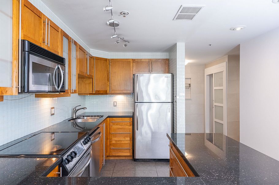 801 930 Cambie Street Vancouver, BC - 6