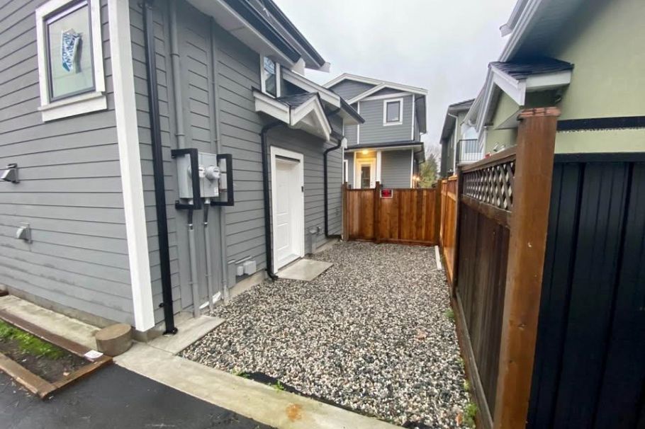 3345 Parker Street Vancouver, BC - 16