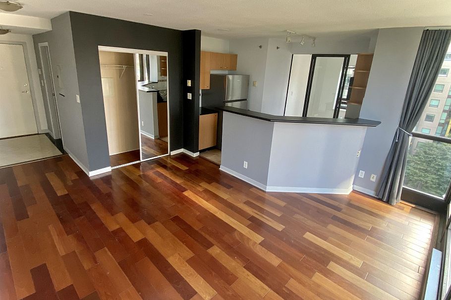 905 1367 Alberni Street Vancouver, BC - 6