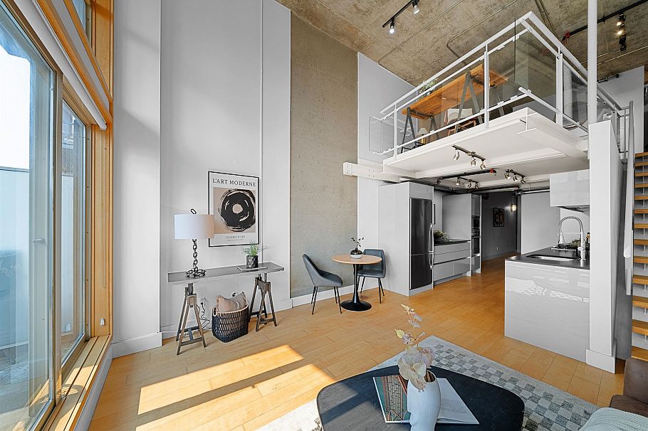 413 1529 W 6th Avenue Vancouver, BC - 6