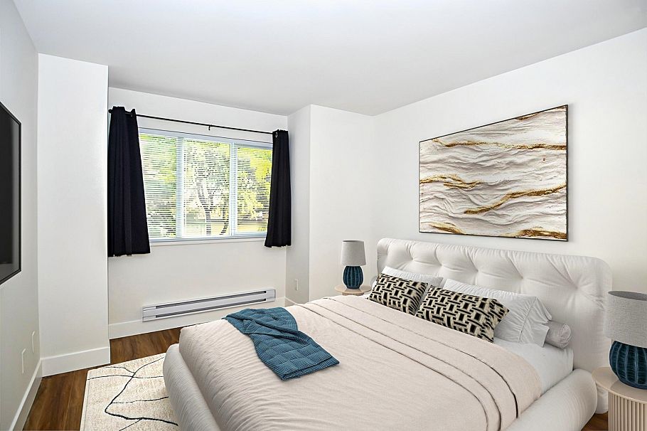 404 3638 Rae Avenue Vancouver, BC - 3