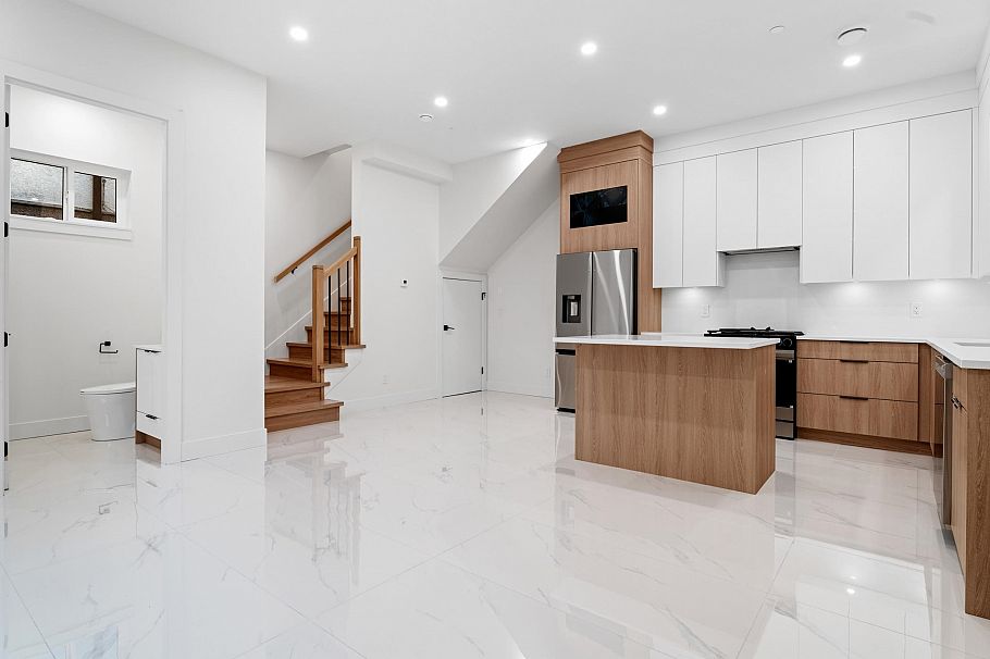 5875 Culloden Street Vancouver, BC - 3