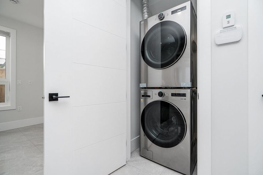 2 1905 E 36th Avenue Vancouver, BC - 12