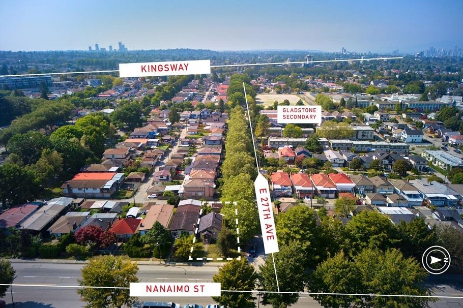 4307 Nanaimo Street Vancouver, BC - 2