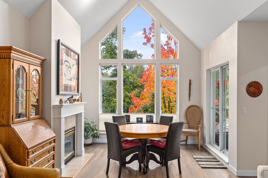 403 678 W Queens Road North Vancouver, BC - 3