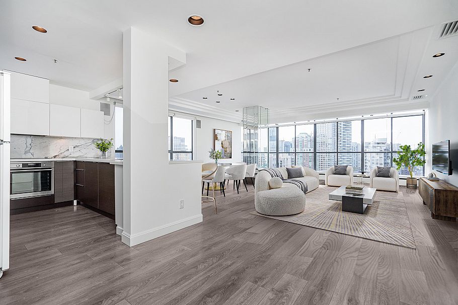 PH1 1060 Alberni Street Vancouver, BC - 2