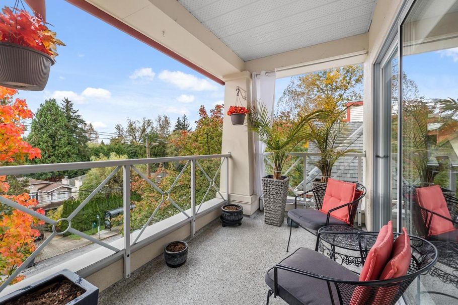 403 678 W Queens Road North Vancouver, BC - 23