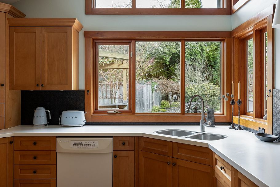 986 Tudor Avenue North Vancouver, BC - 12