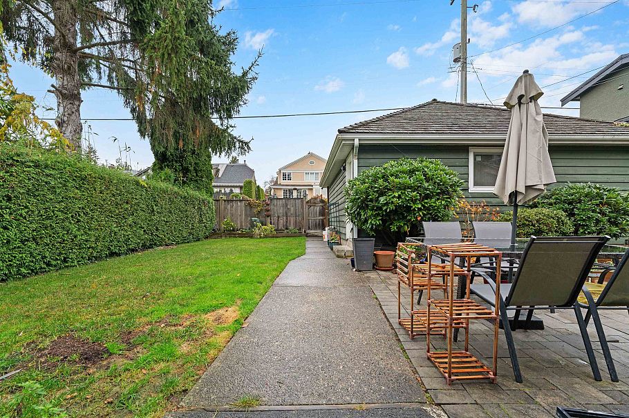 4053 W 38th Avenue Vancouver, BC - 12