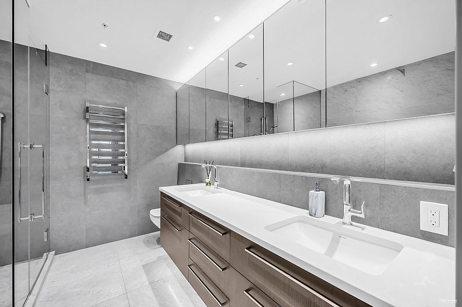 204 2089 W 43rd Avenue Vancouver, BC - 21