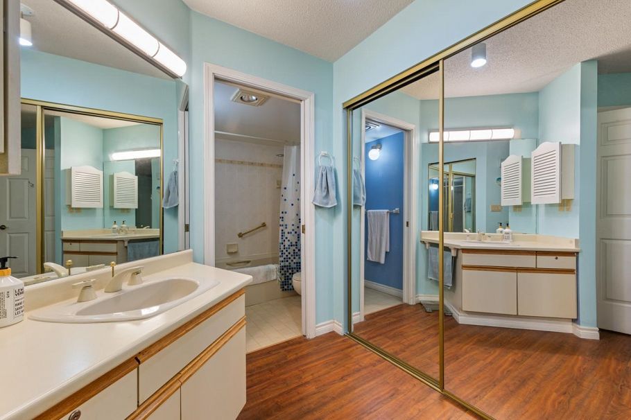 314 121 W 29th Street North Vancouver, BC - 11