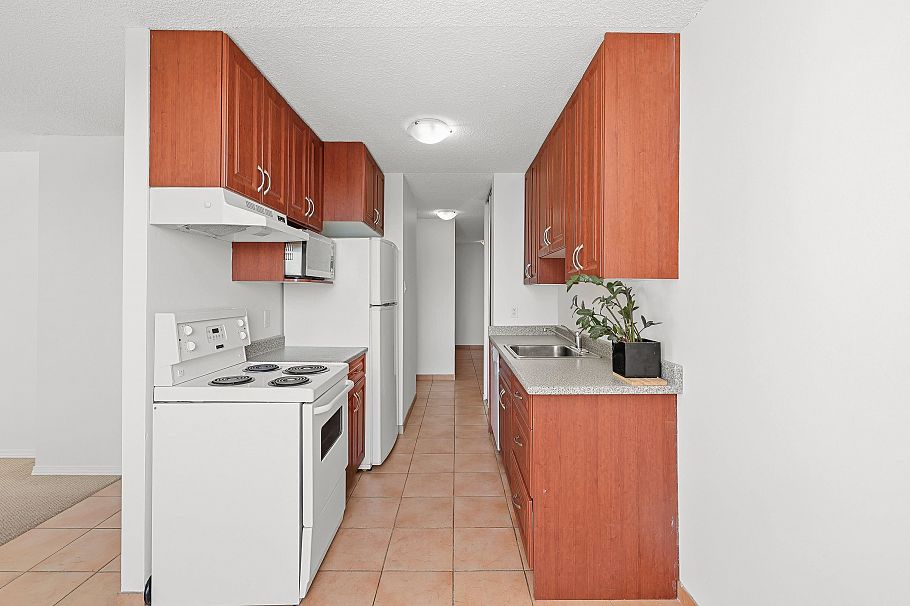 911 2016 Fullerton Avenue North Vancouver, BC - 13